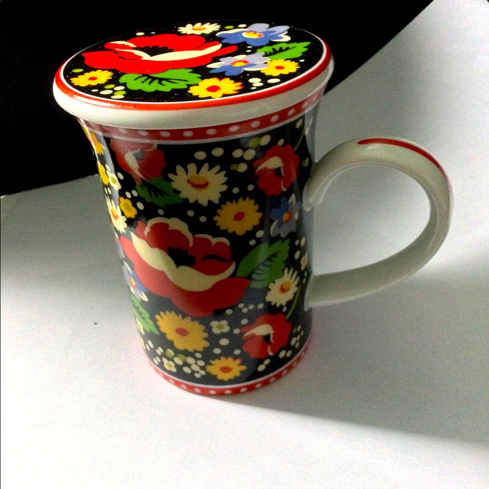 Vera Bradley tea cup with lid